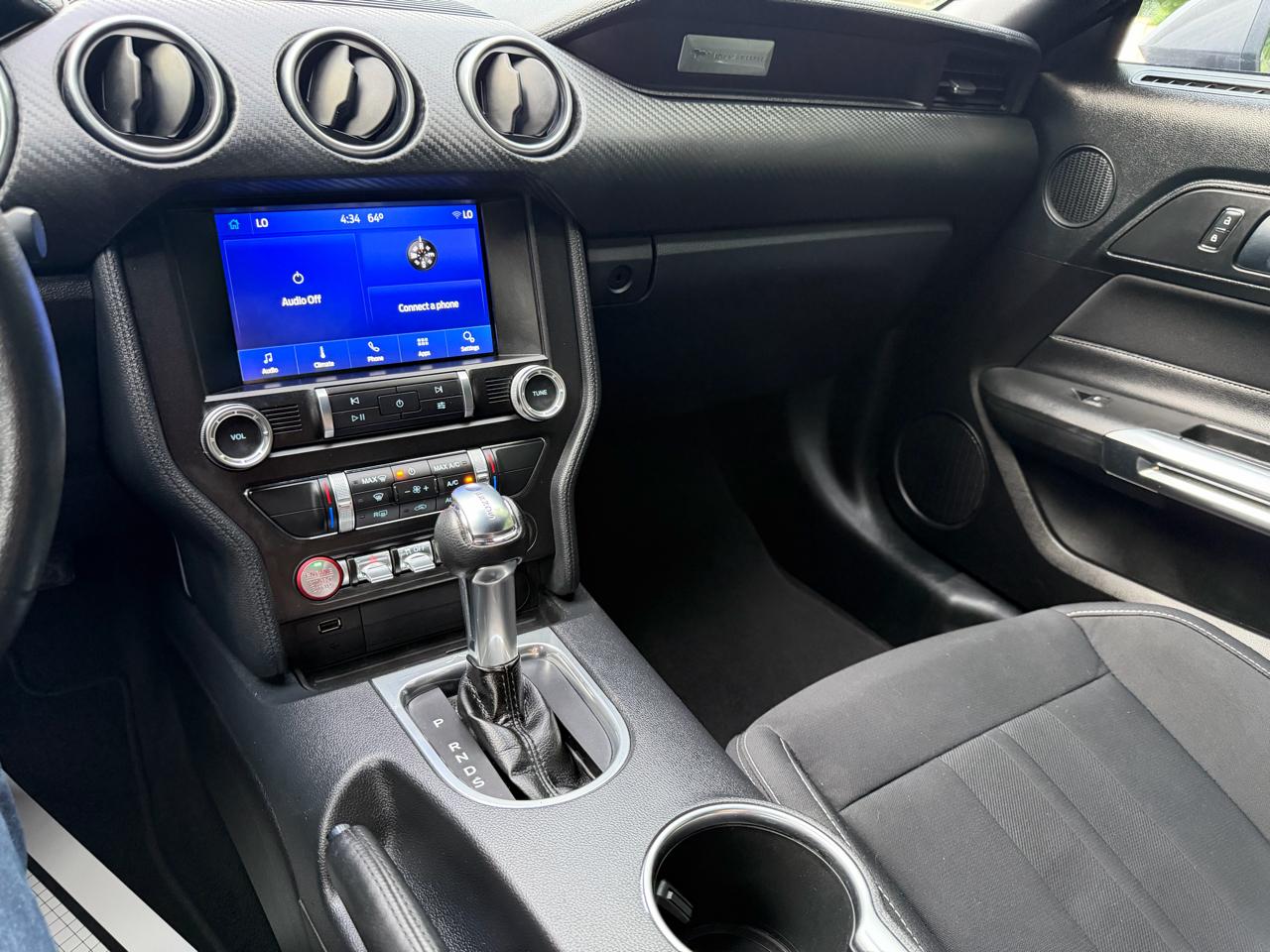 Ford Mustang EcoBoost Coupe 2021