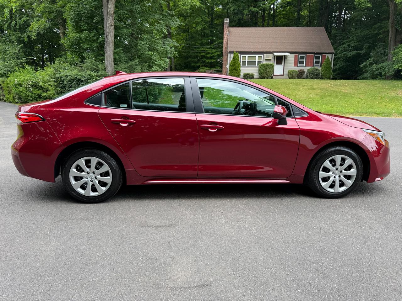 Toyota Corolla LE 2026