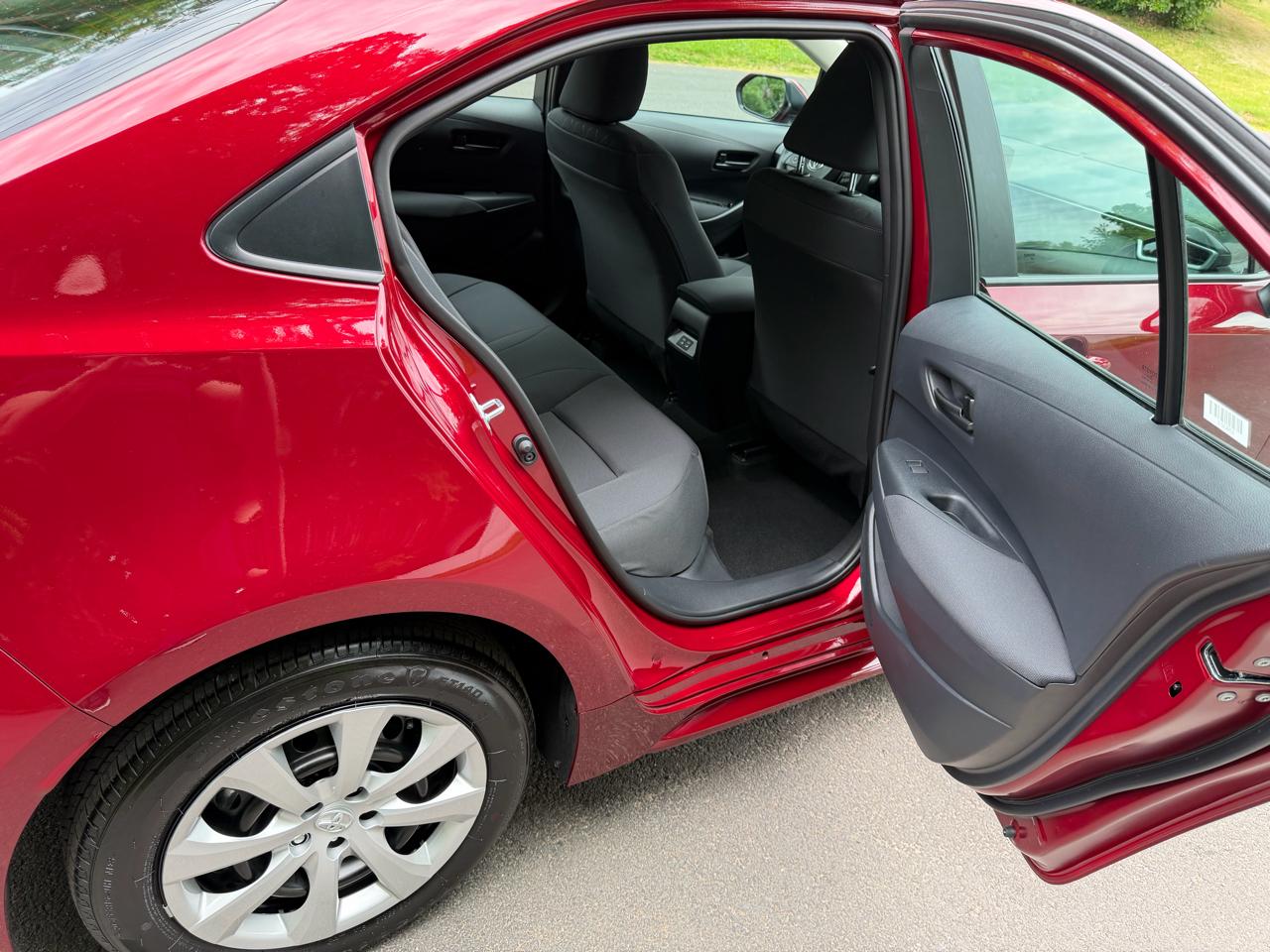 Toyota Corolla LE 2026