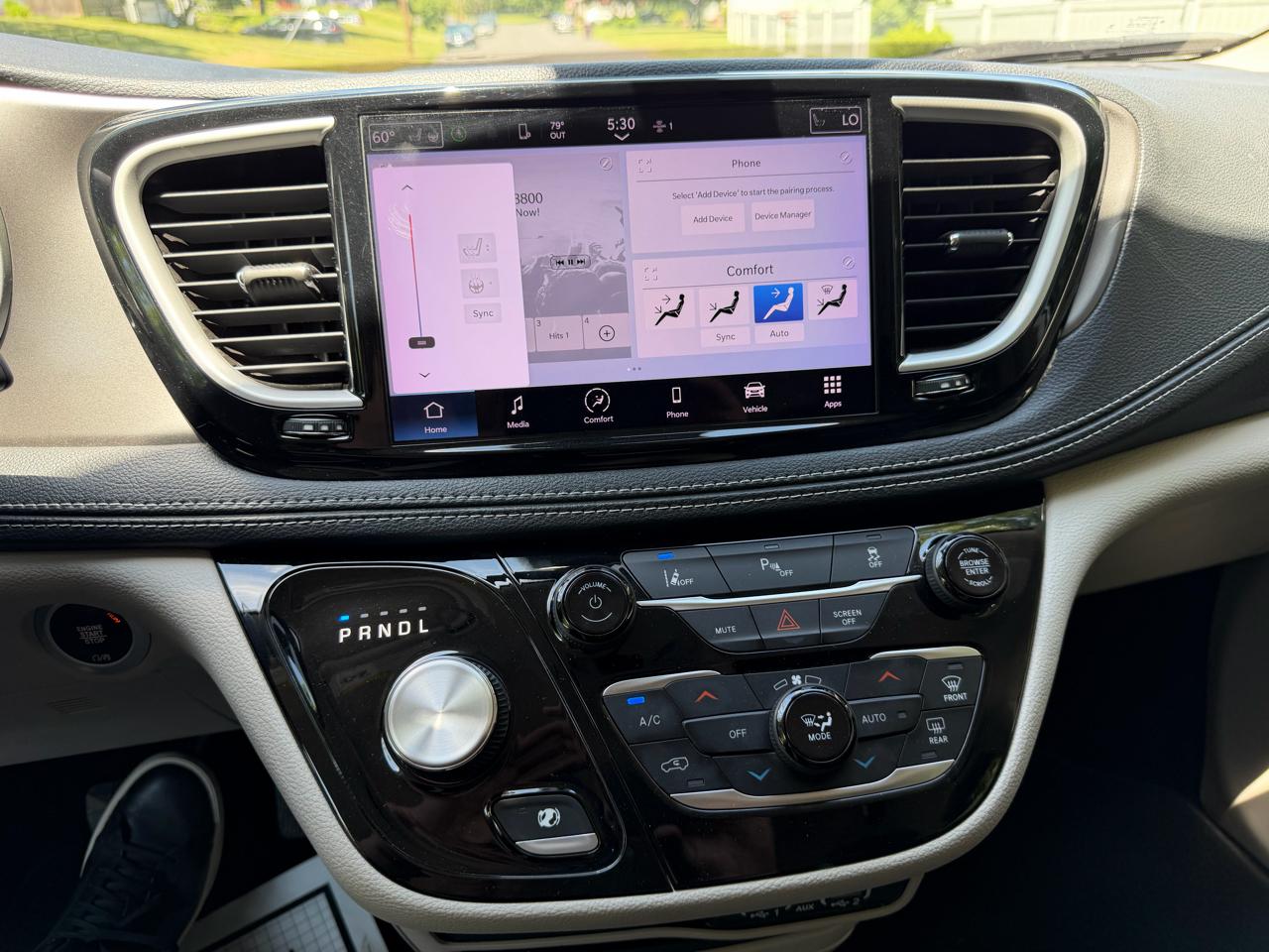 Chrysler Pacifica Hybrid Touring L 2023