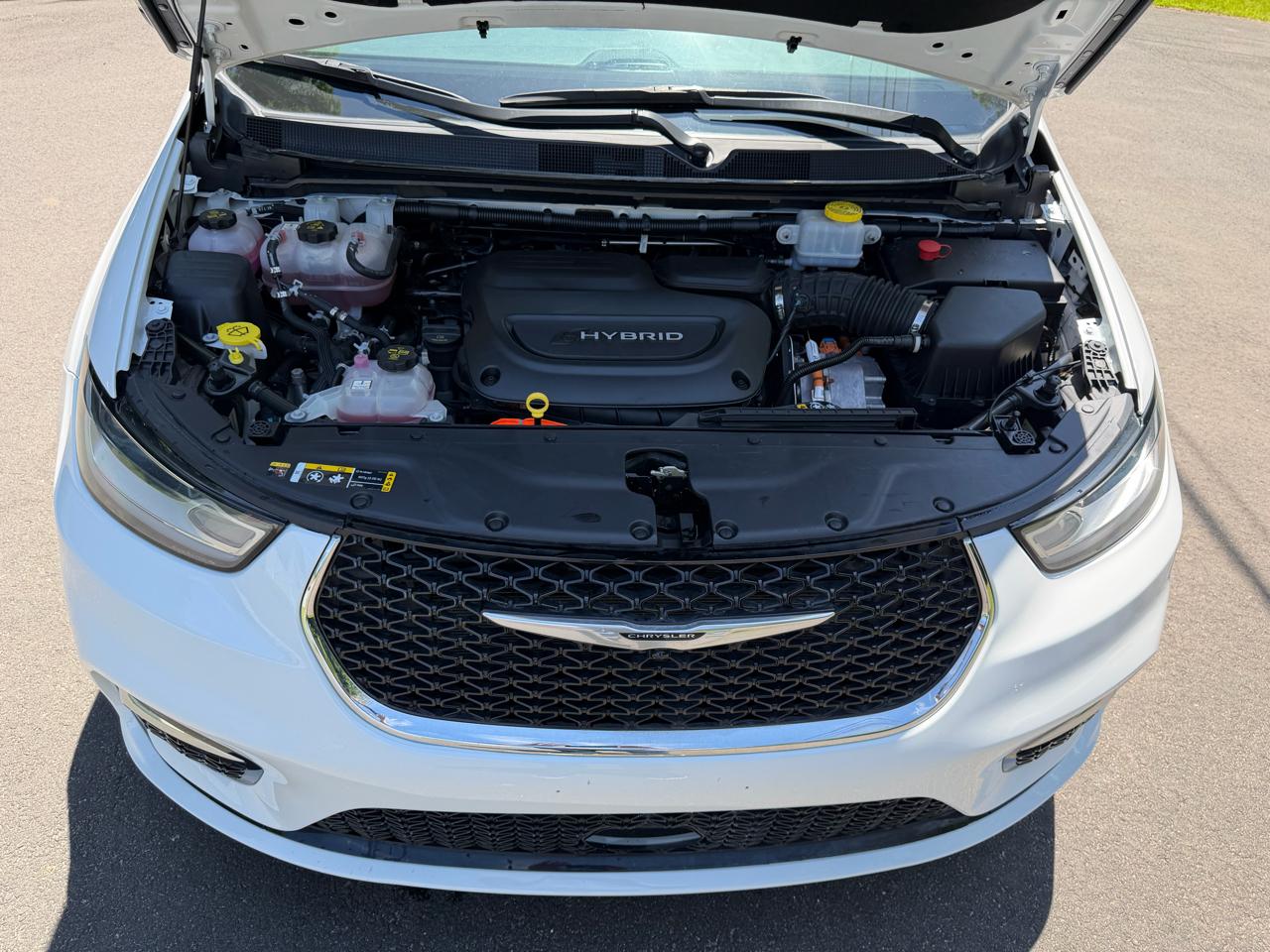 Chrysler Pacifica Hybrid Touring L 2023