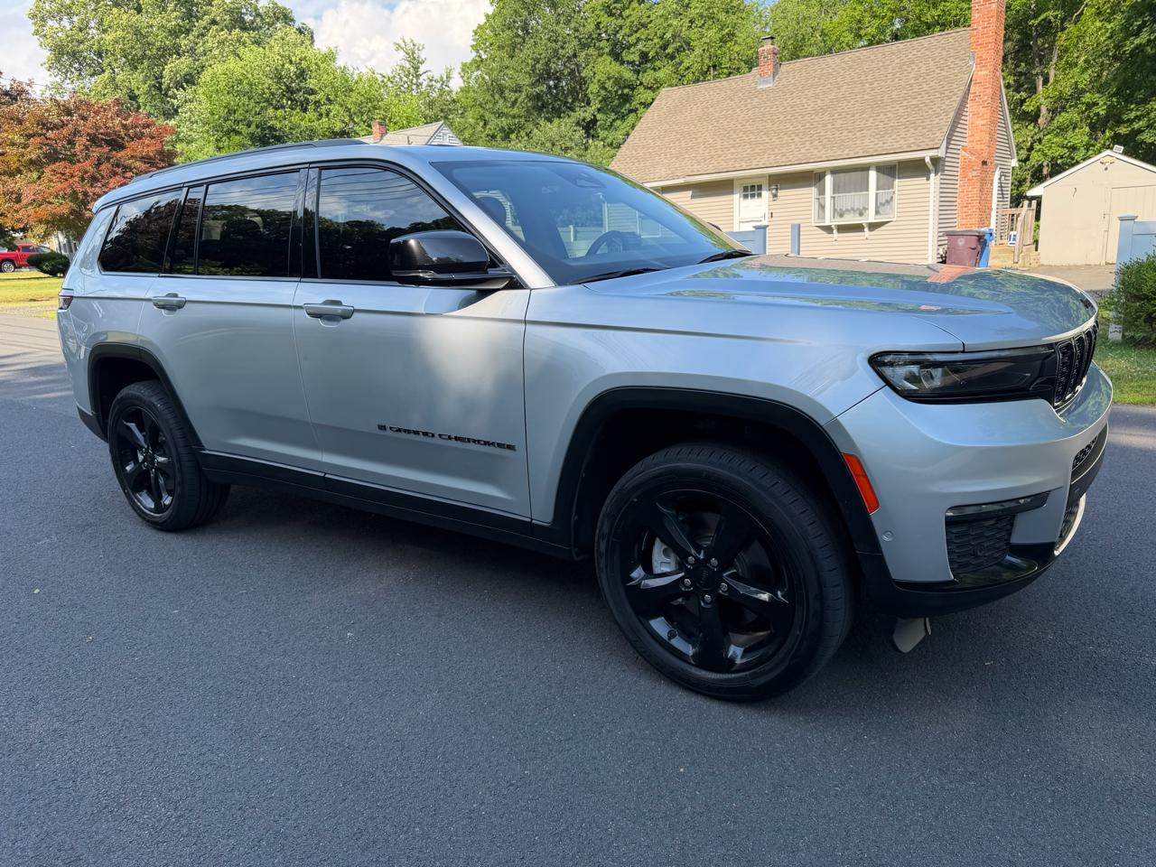 Jeep Grand Cherokee L Limited 4WD 2023