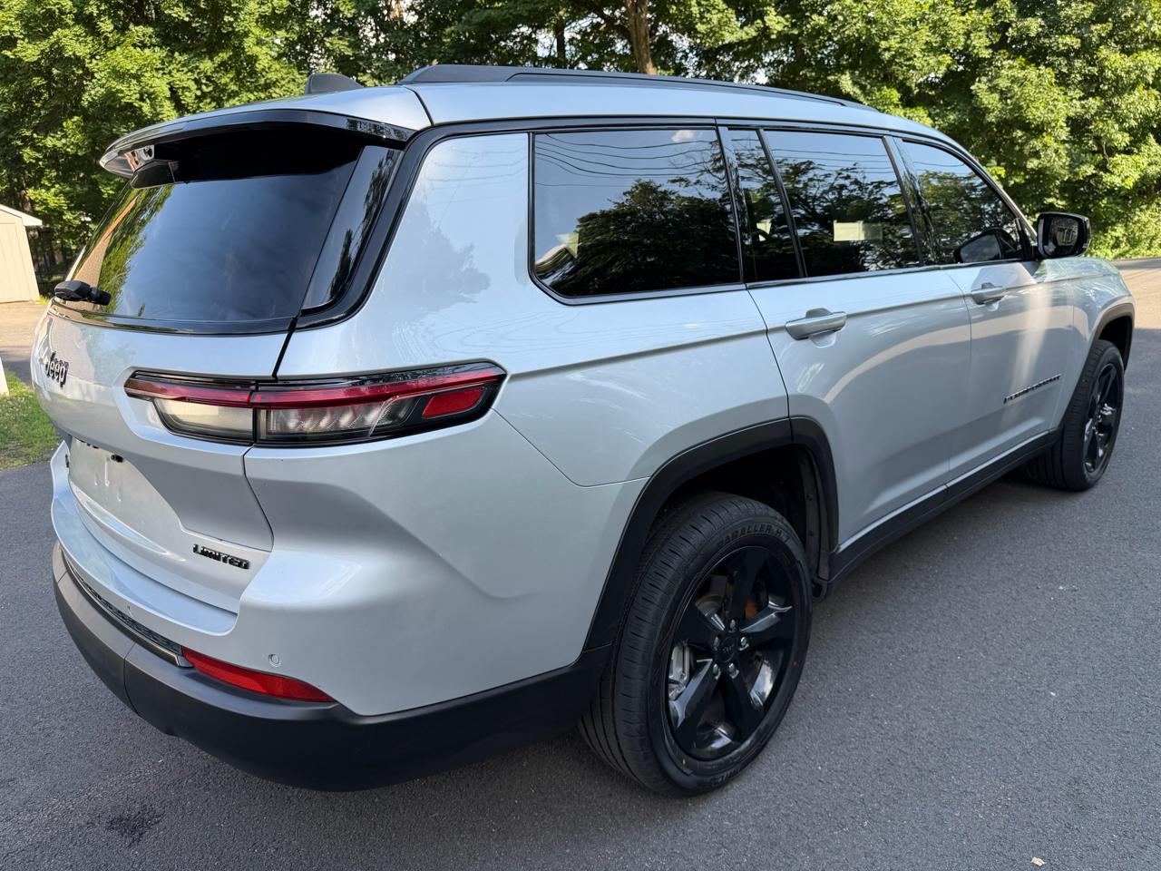 Jeep Grand Cherokee L Limited 4WD 2023