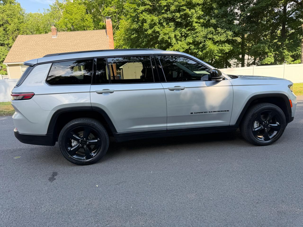 Jeep Grand Cherokee L Limited 4WD 2023