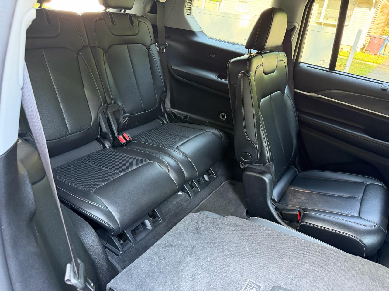 Jeep Grand Cherokee L Limited 4WD 2023