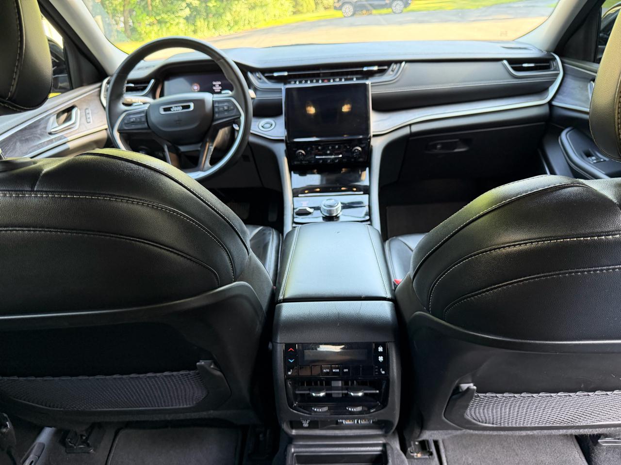 Jeep Grand Cherokee L Limited 4WD 2023
