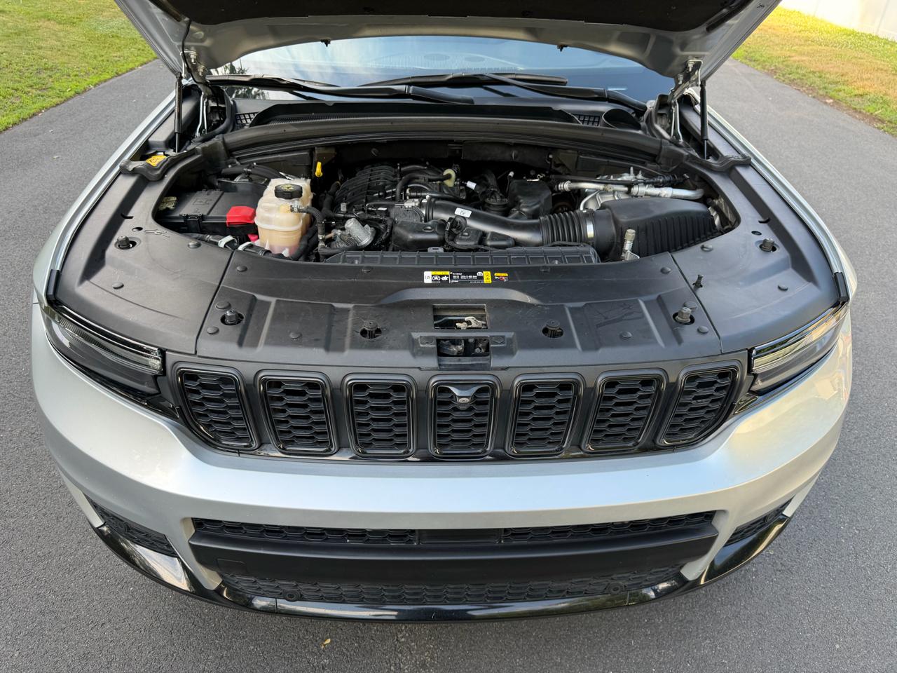 Jeep Grand Cherokee L Limited 4WD 2023