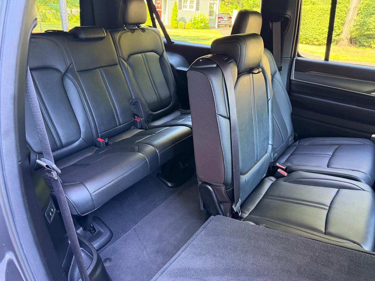 Jeep Wagoneer L Series II 4WD 2025