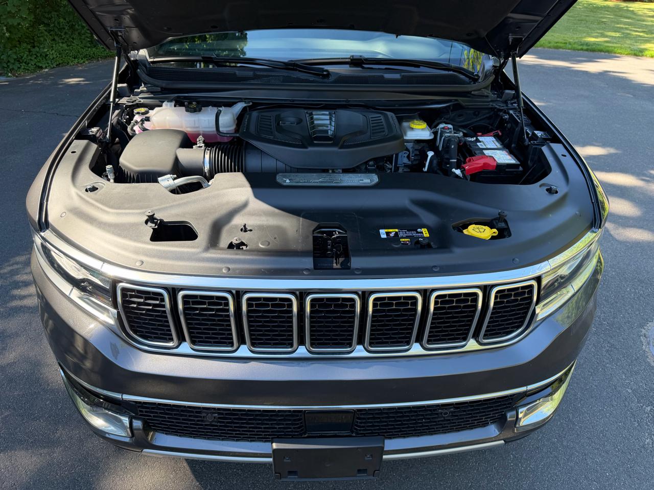 Jeep Wagoneer L Series II 4WD 2025