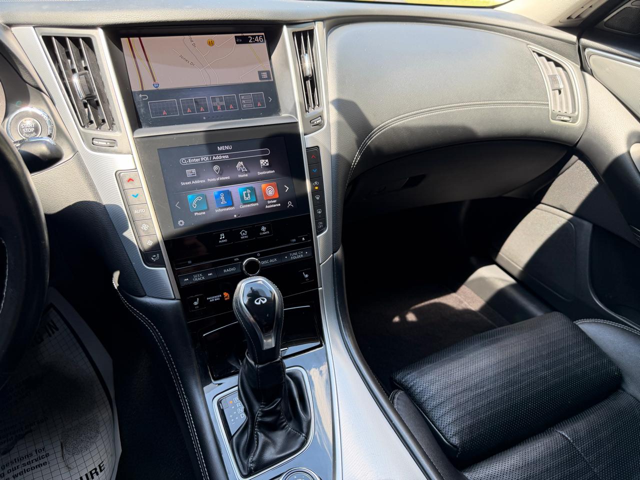 Infiniti Q50 3.0t LUXE AWD 2020
