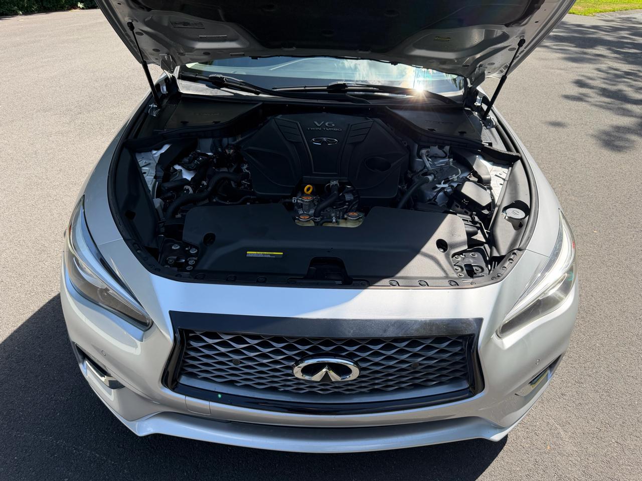 Infiniti Q50 3.0t LUXE AWD 2020