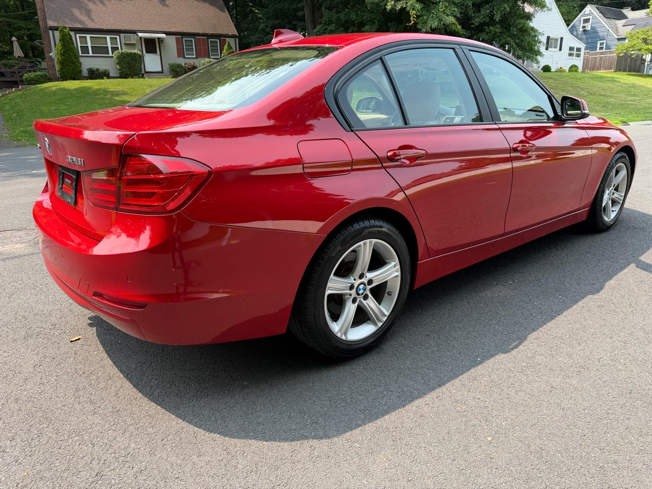 BMW 3-Series 328i xDrive Sedan 2014