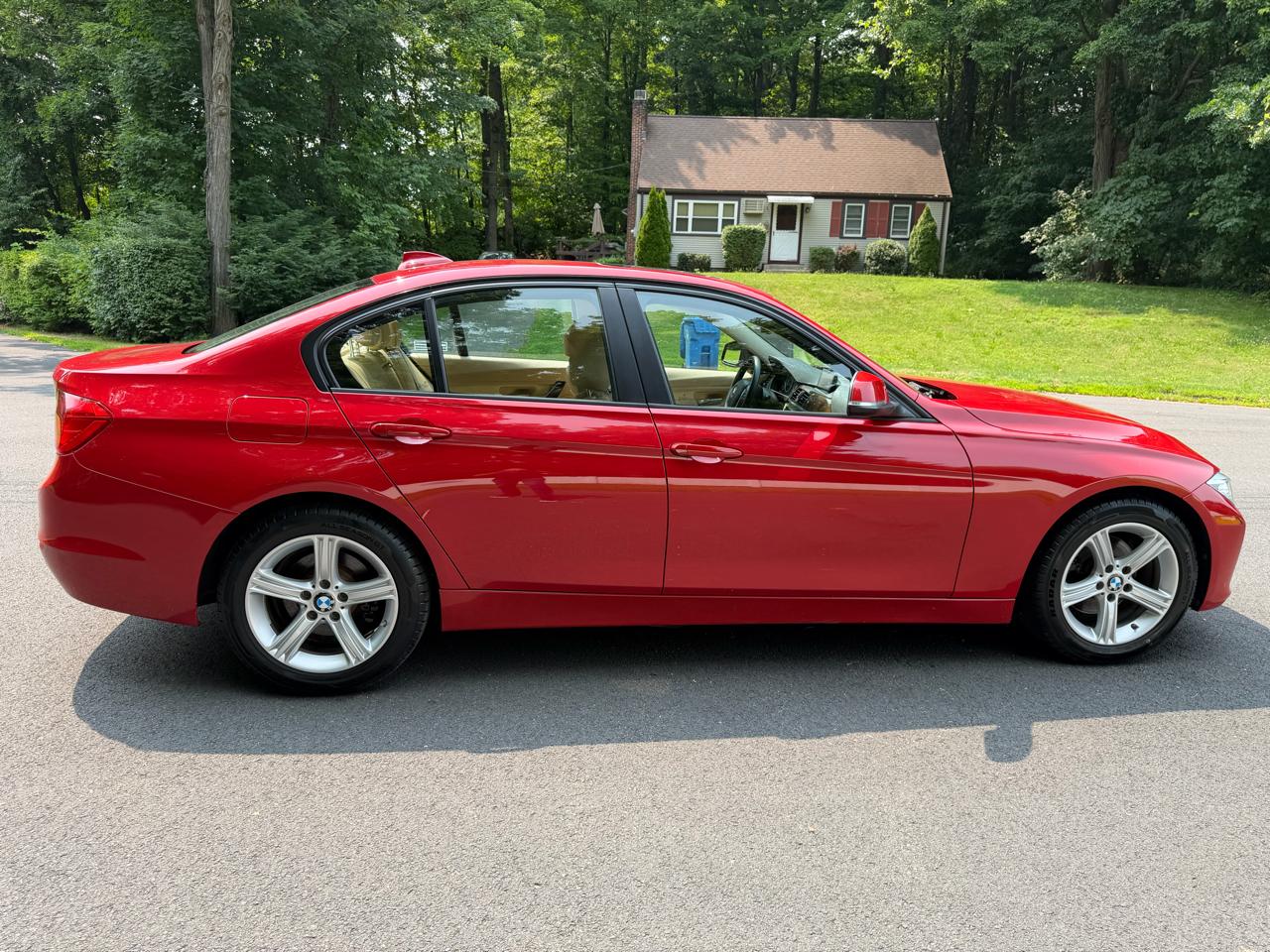 BMW 3-Series 328i xDrive Sedan 2014