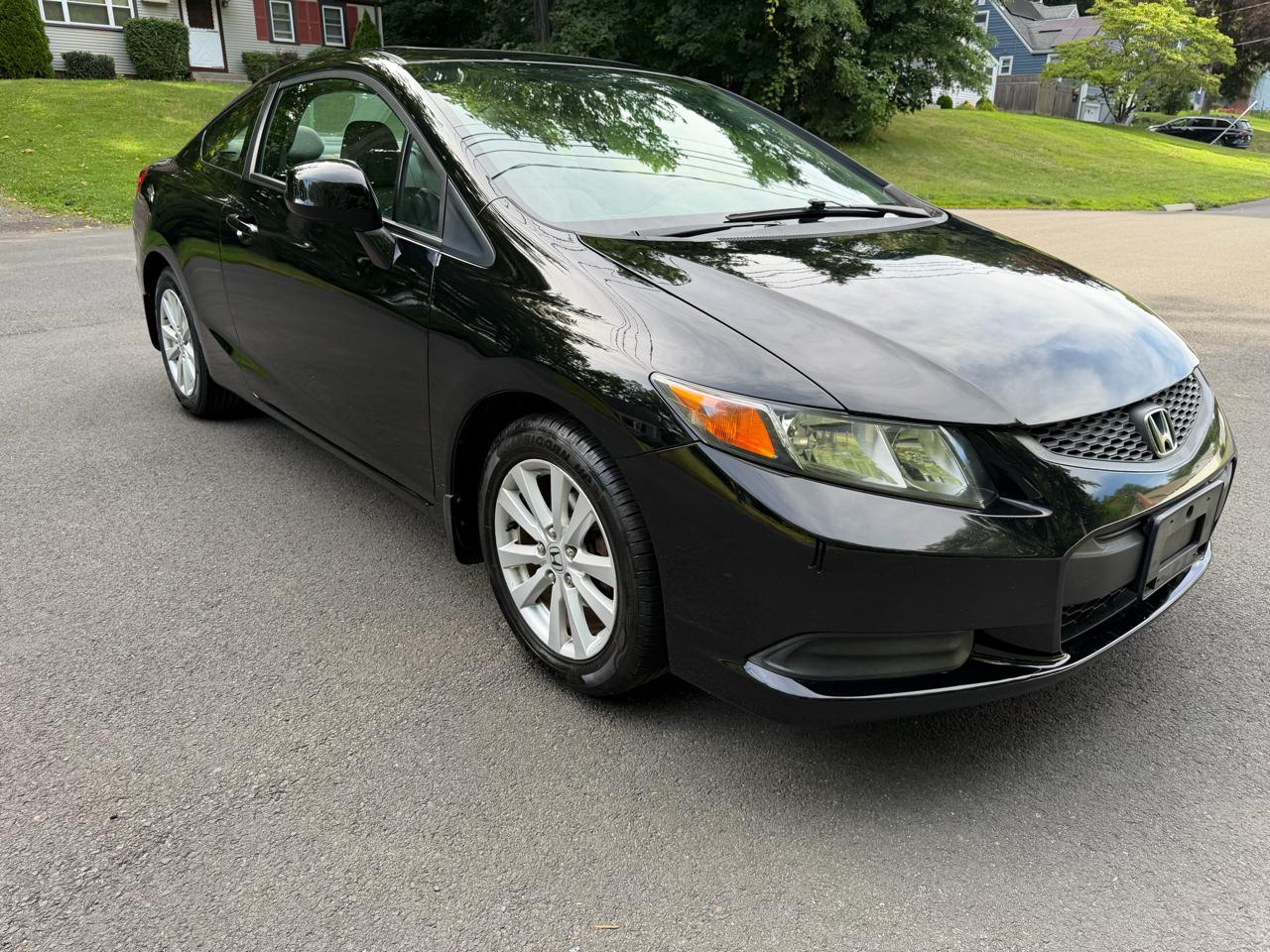 Honda Civic EX Coupe 5-Speed AT 2012
