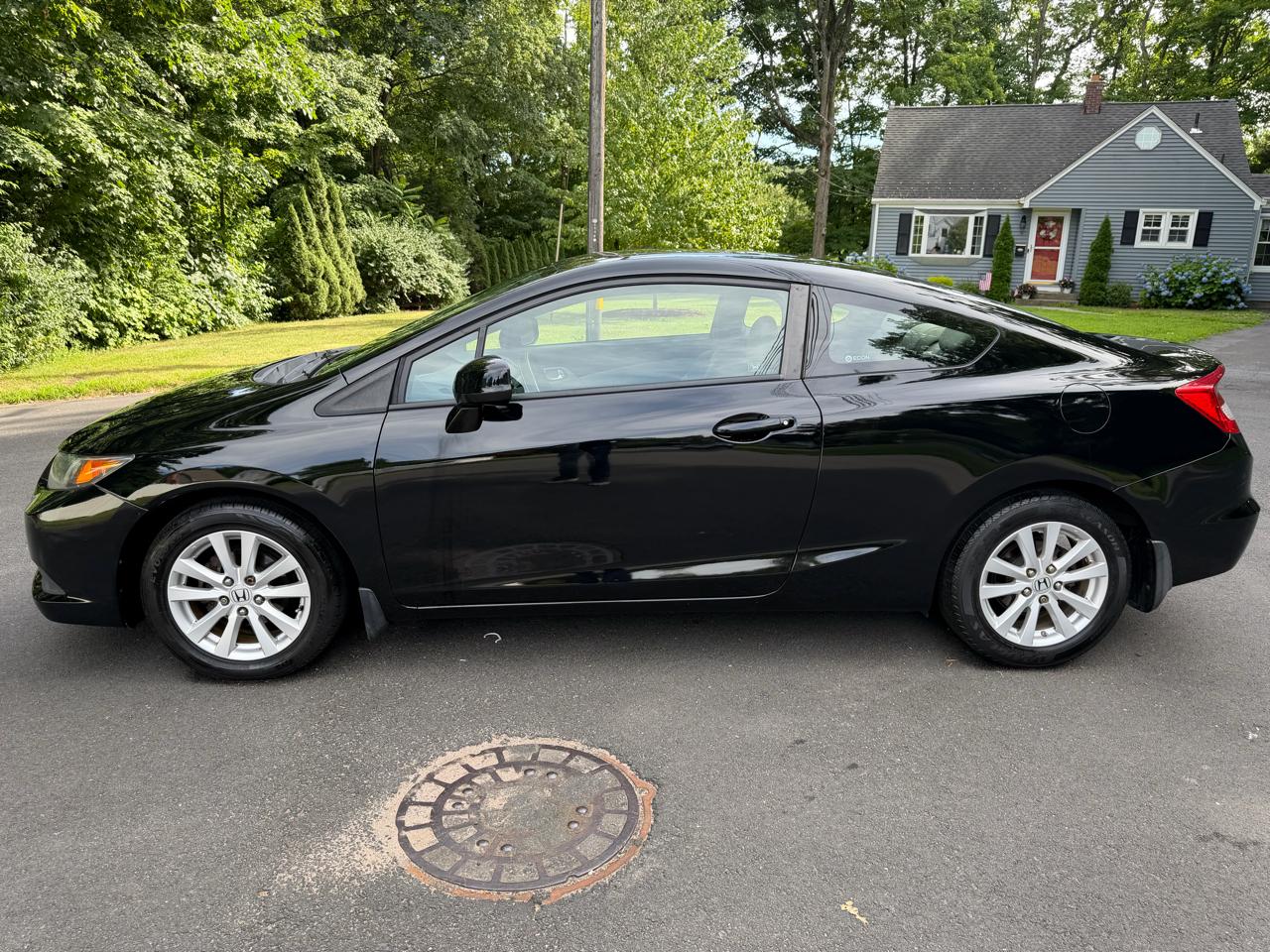 Honda Civic EX Coupe 5-Speed AT 2012