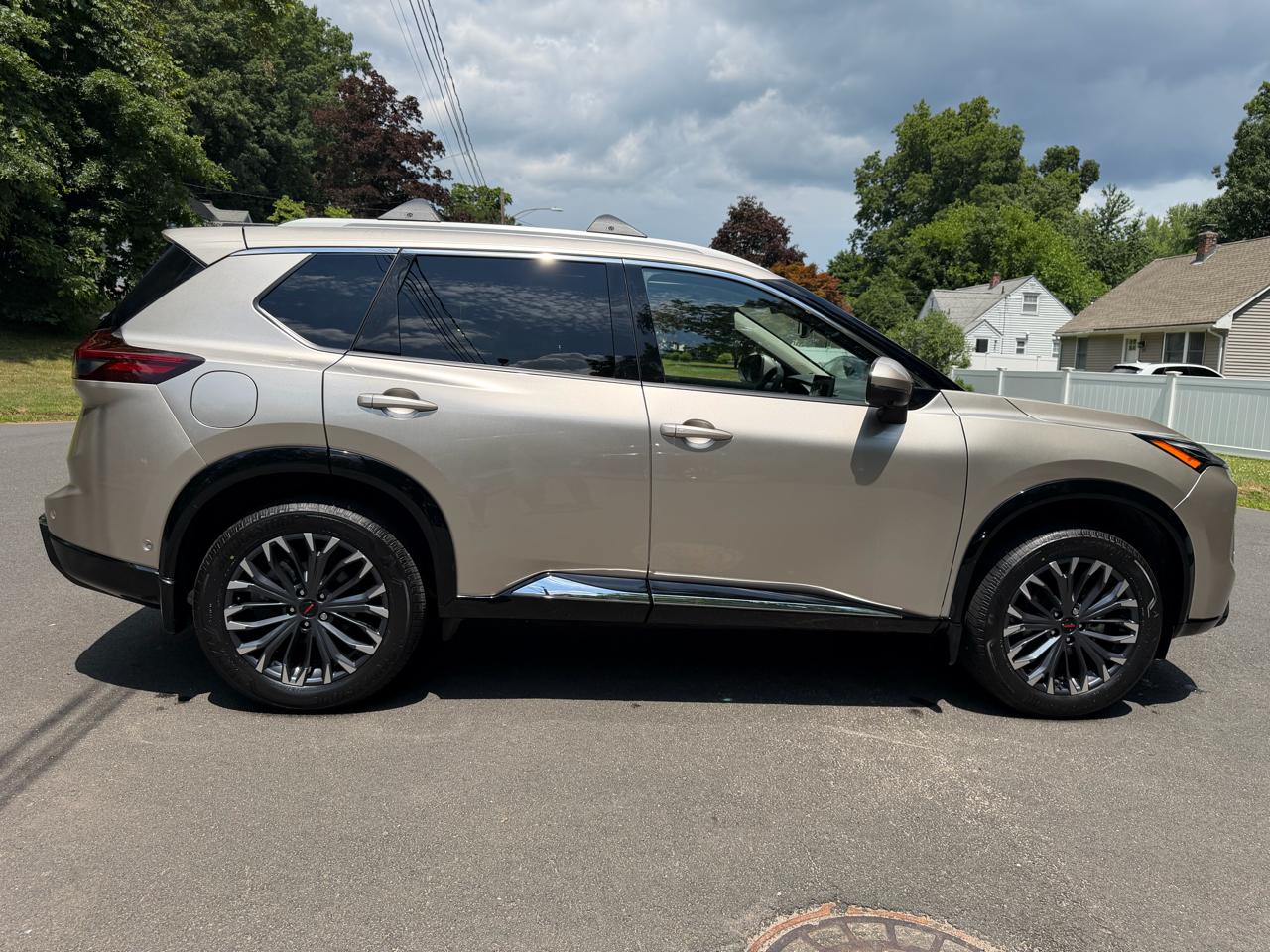 Nissan Rogue Platinum AWD 2026