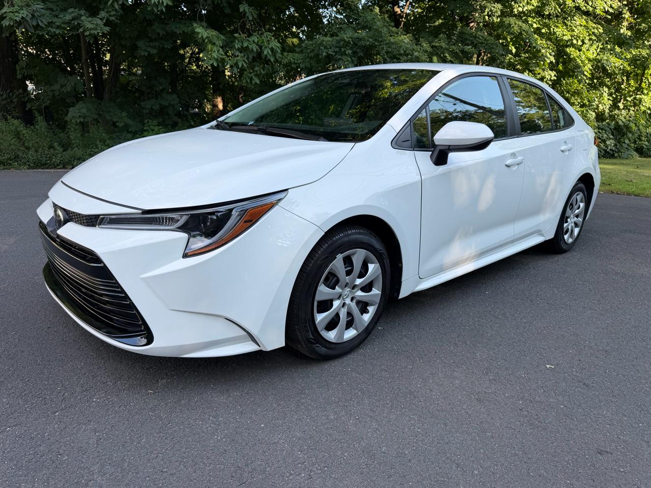 Toyota Corolla LE 2025