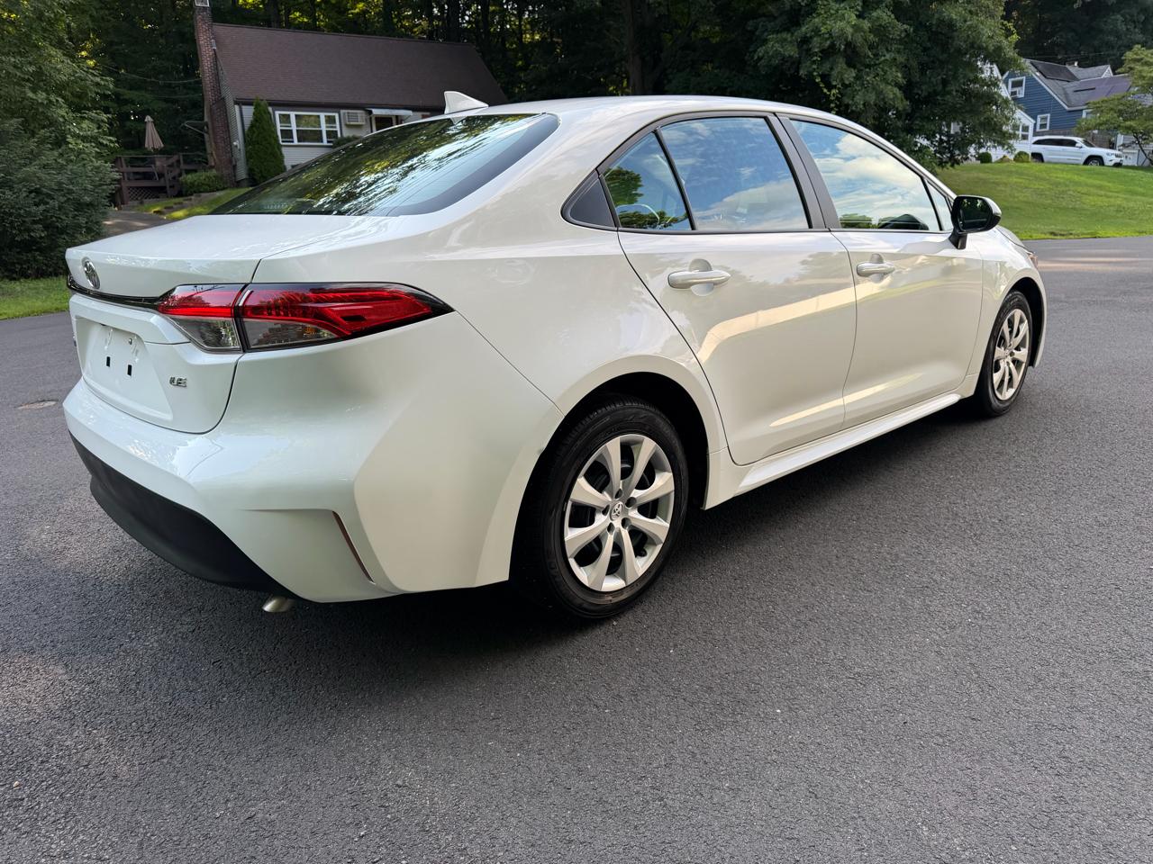 Toyota Corolla LE 2025