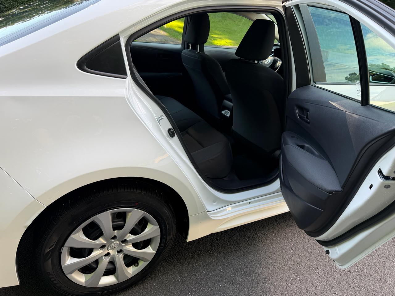 Toyota Corolla LE 2025