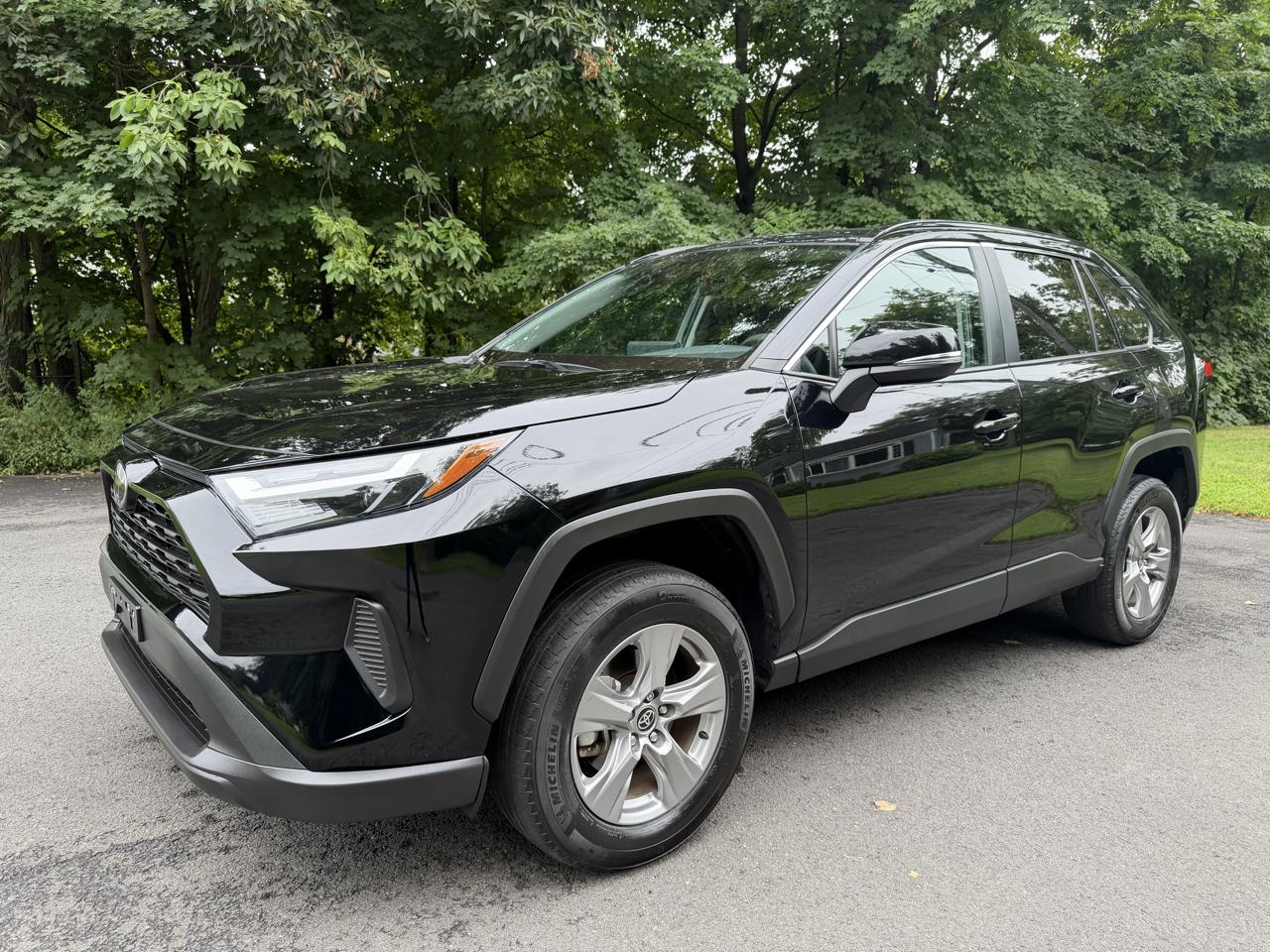 Toyota RAV4 XLE AWD 2025