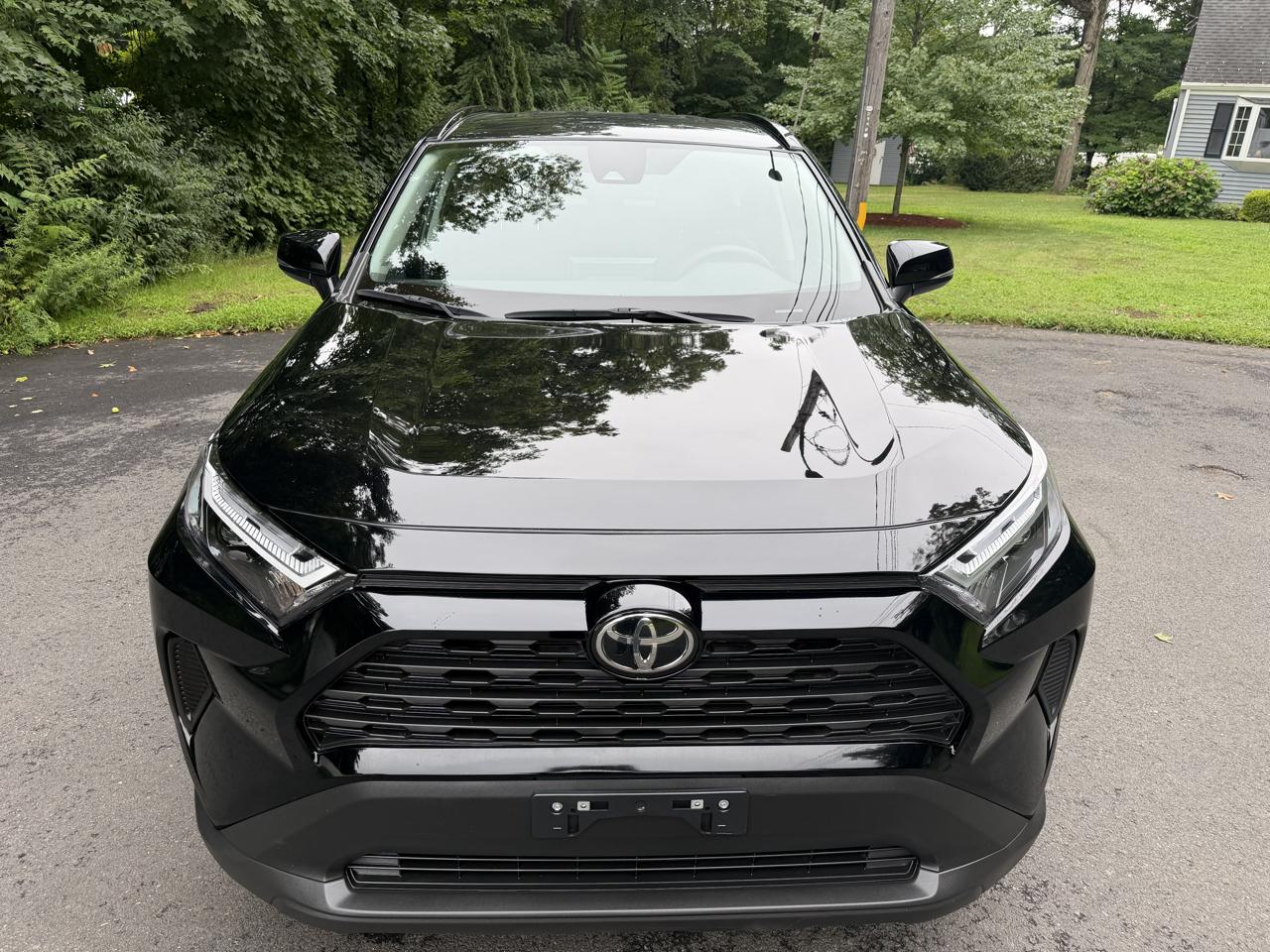 Toyota RAV4 XLE AWD 2025