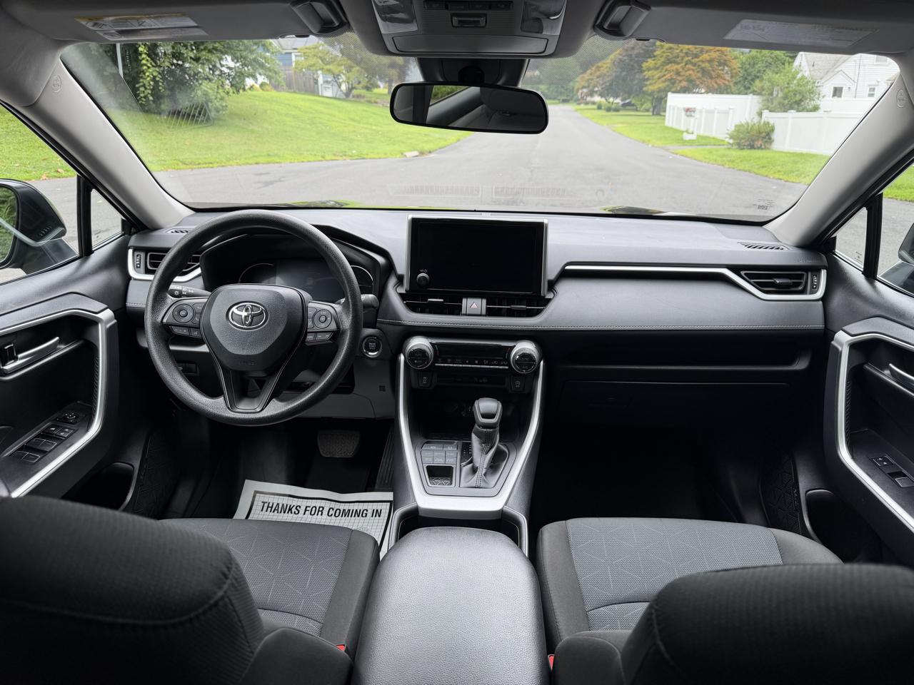 Toyota RAV4 XLE AWD 2025