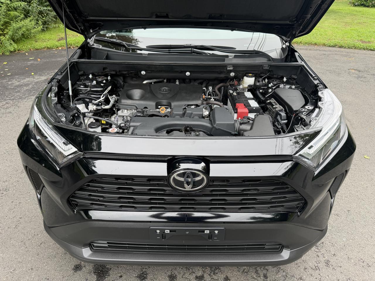 Toyota RAV4 XLE AWD 2025