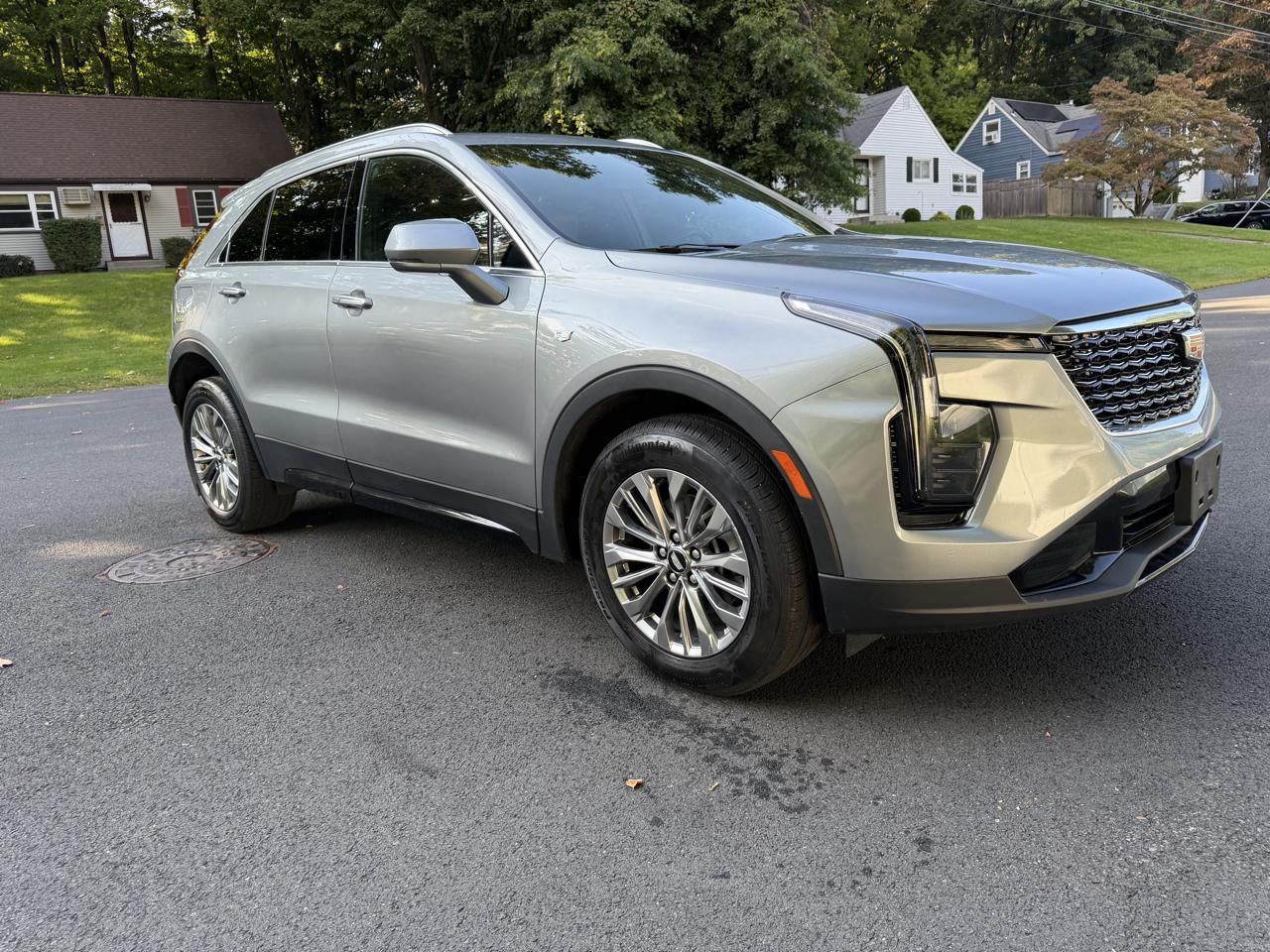 Cadillac XT4 Premium Luxury AWD 2024