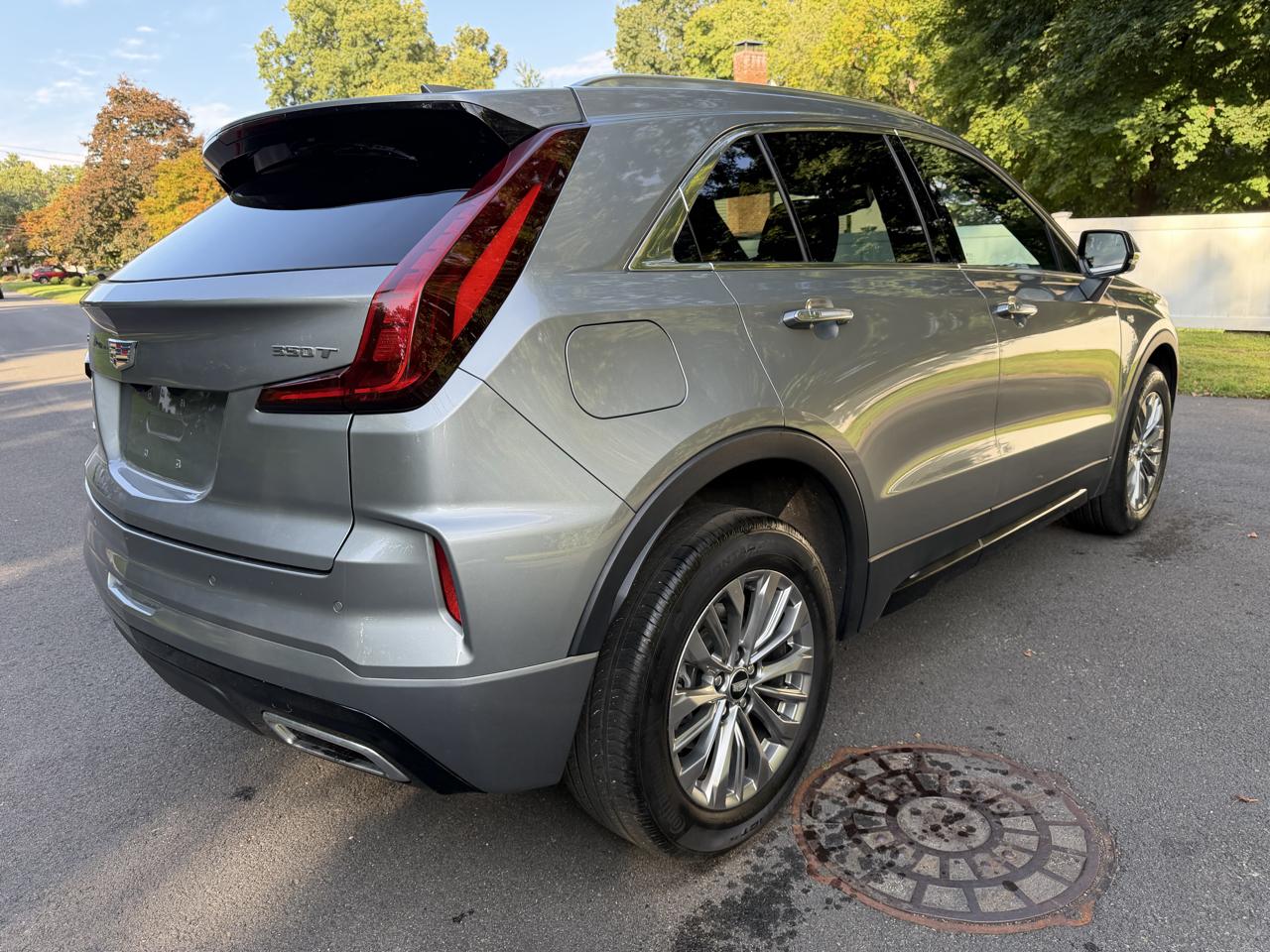 Cadillac XT4 Premium Luxury AWD 2024