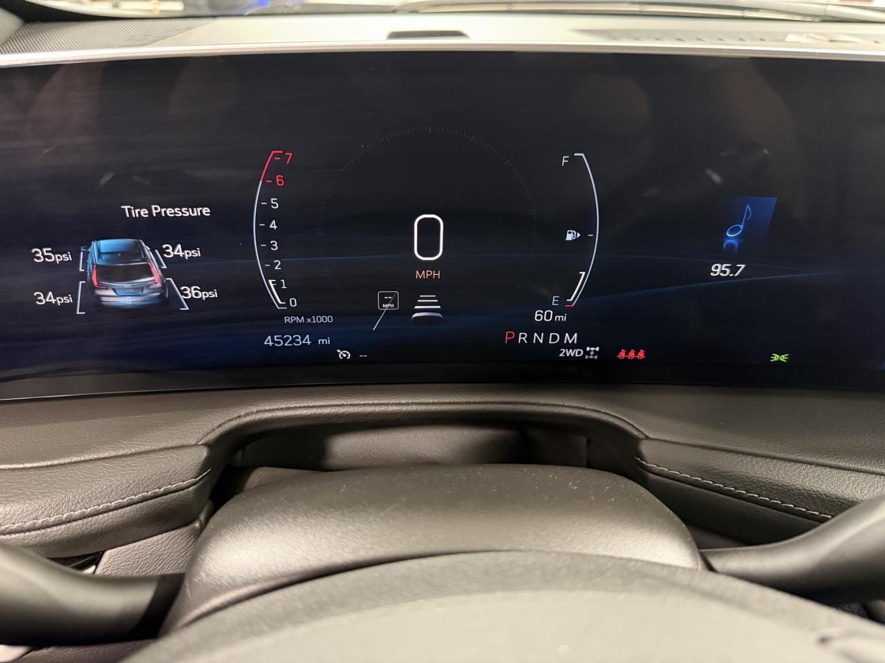 Cadillac XT4 Premium Luxury AWD 2024