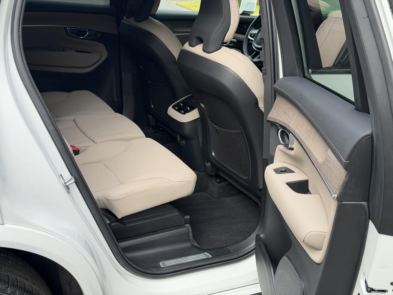 Volvo XC90 B6 Plus Bright 2026