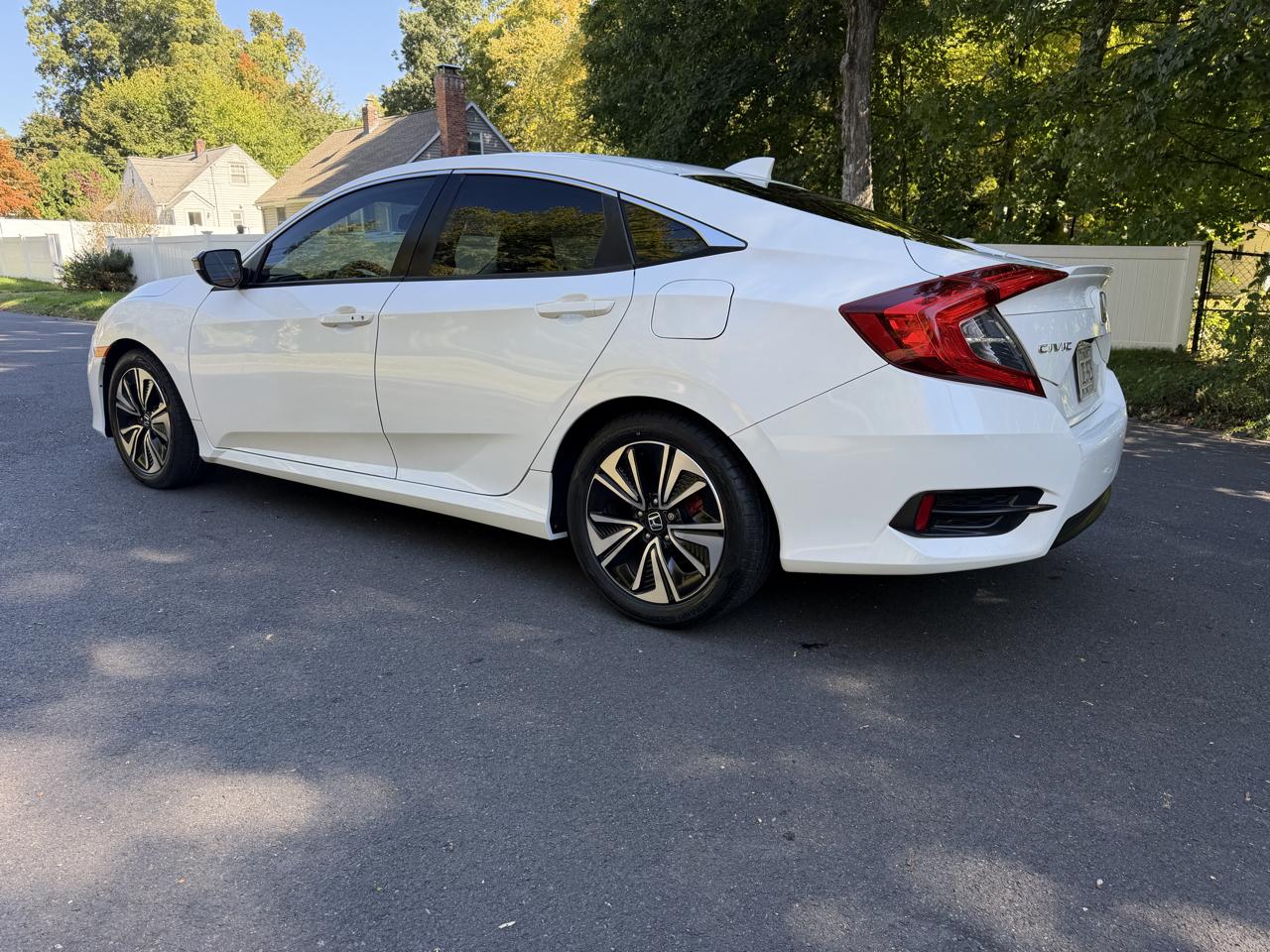 Honda Civic EX-TL Sedan CVT 2018