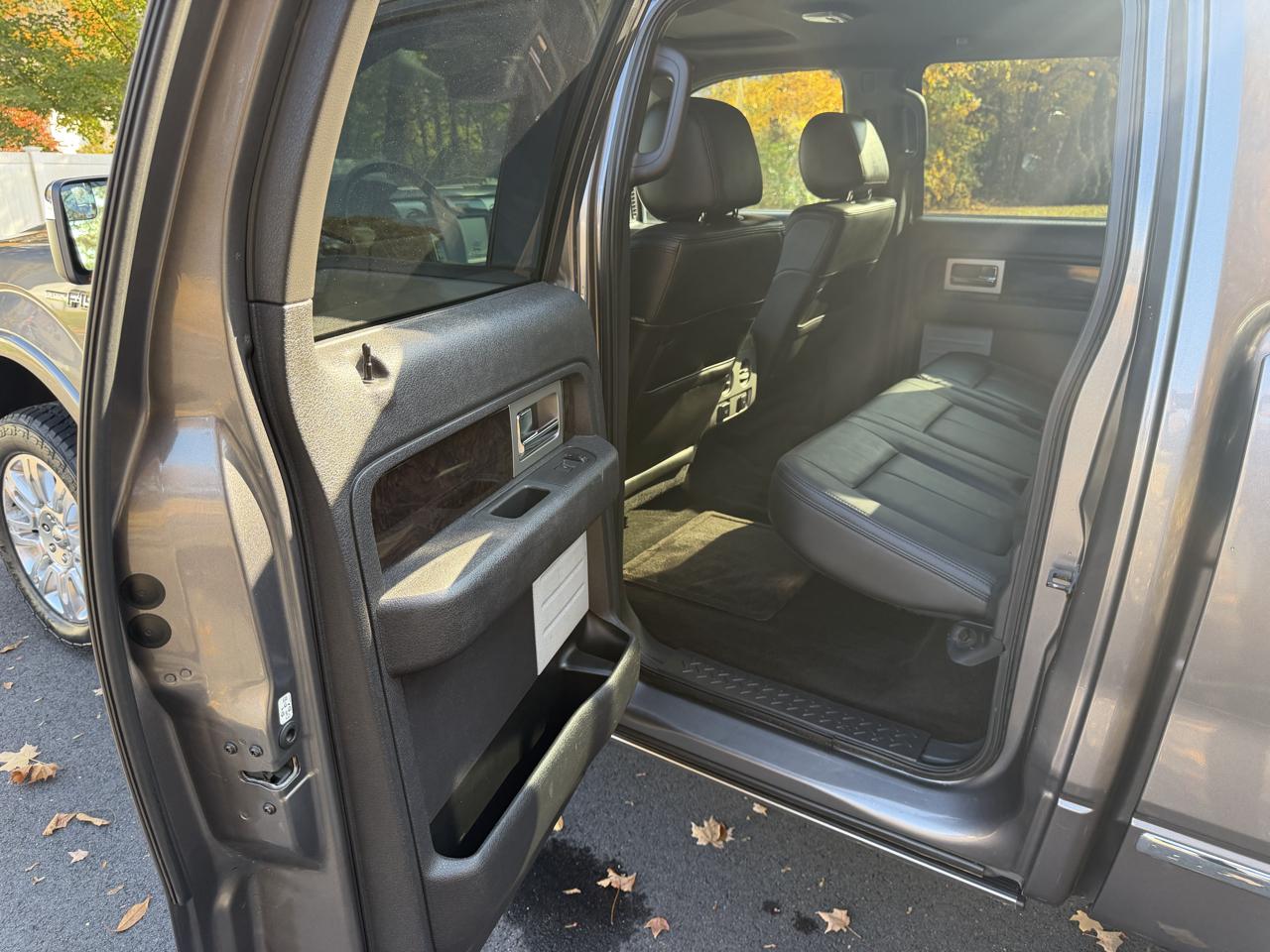 Ford F-150 4WD SuperCrew 145" Platinum 2014