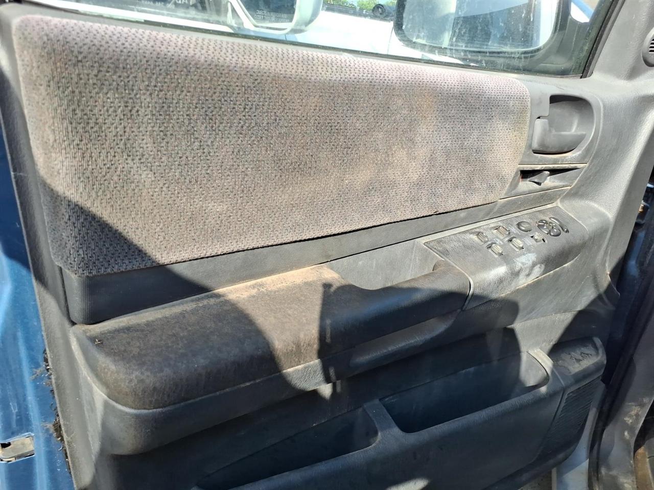 Dodge Dakota  2002