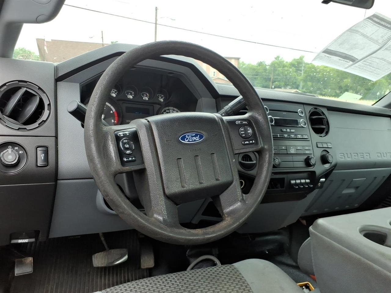 Ford Super Duty F-450 DRW  2016