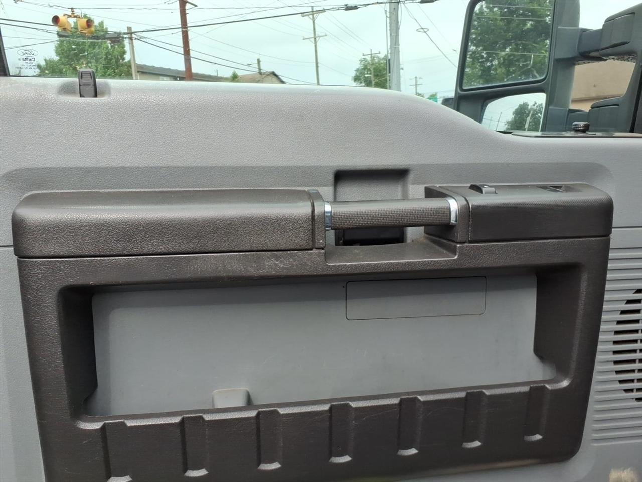Ford Super Duty F-450 DRW  2016