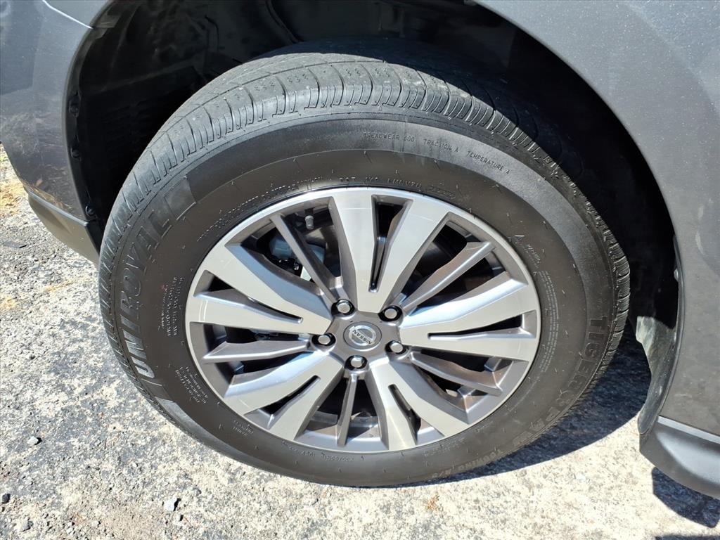 Nissan Pathfinder  2020 Nissan Pathfinder  2020