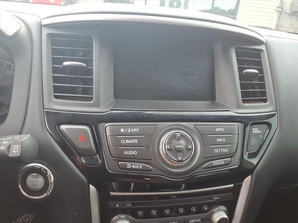 Nissan Pathfinder  2018 Nissan Pathfinder  2018