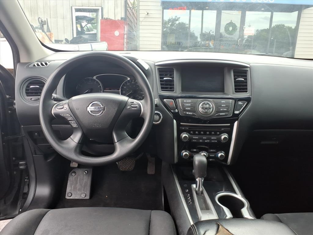 Nissan Pathfinder  2018