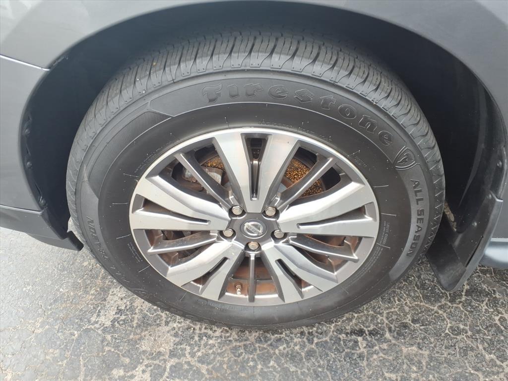 Nissan Pathfinder  2018