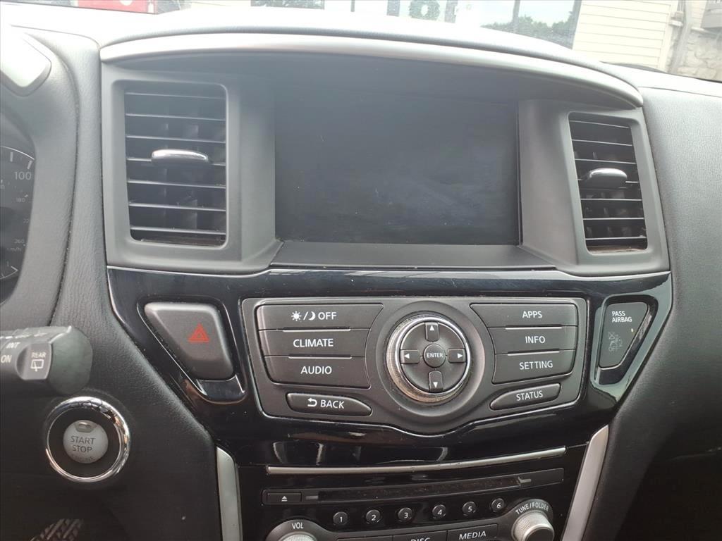 Nissan Pathfinder  2018