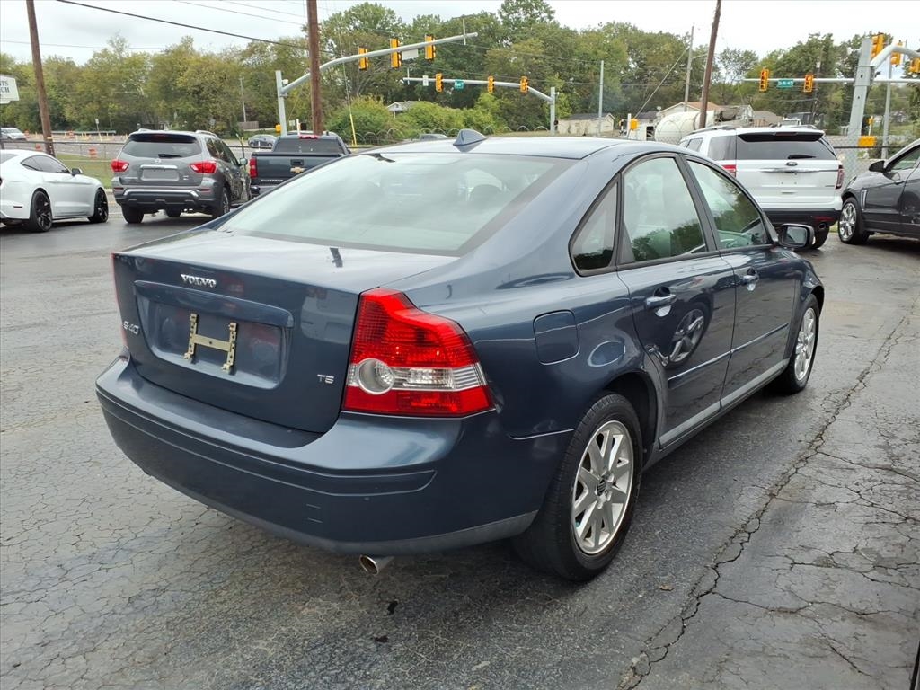 Volvo S40  2006 Volvo S40  2006