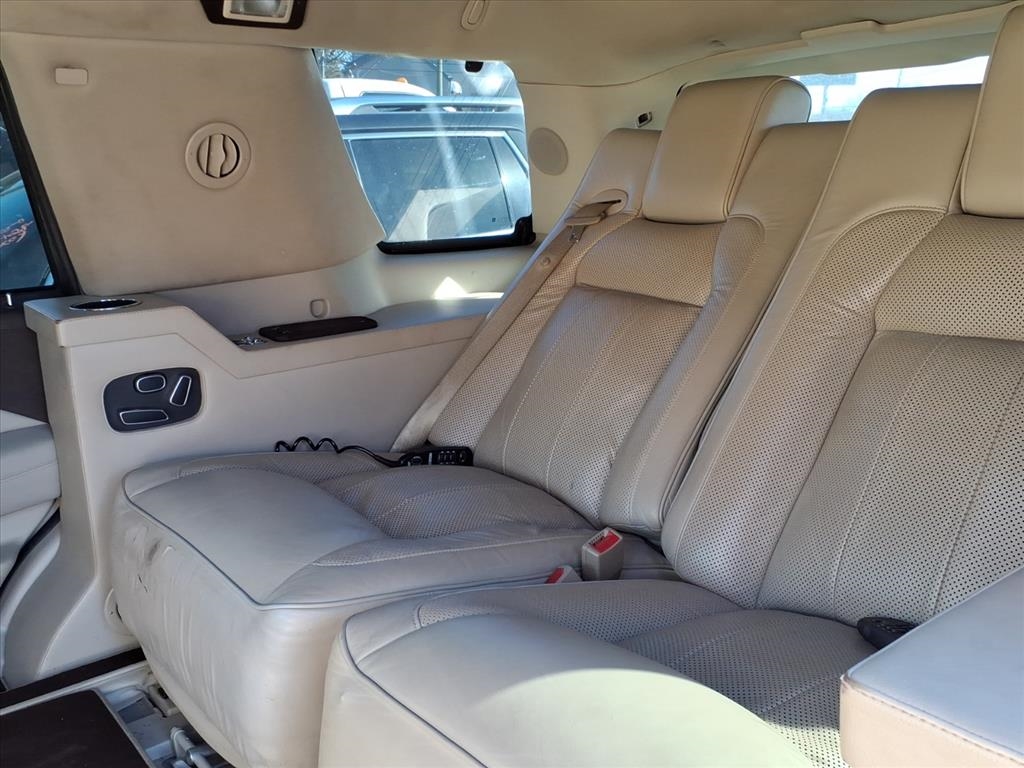 Cadillac Escalade  2016