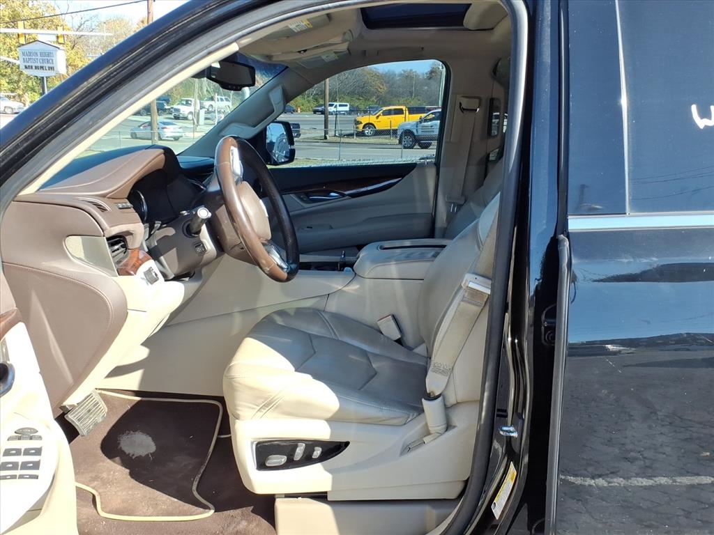 Cadillac Escalade  2016