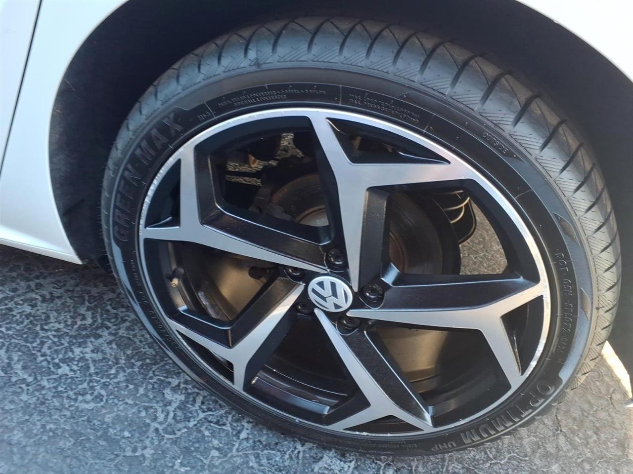 Volkswagen Passat  2021