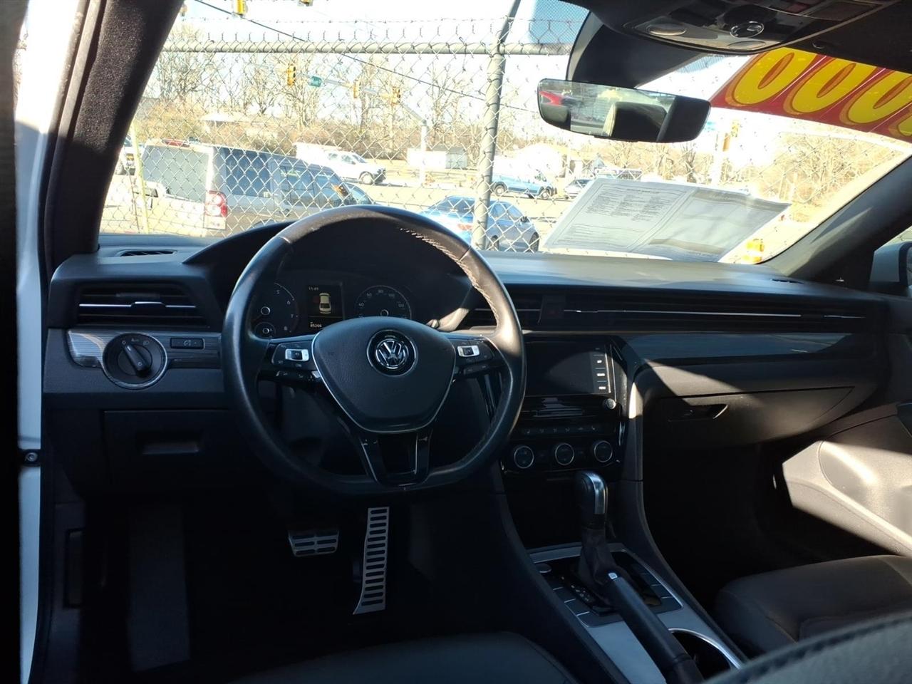 Volkswagen Passat  2021