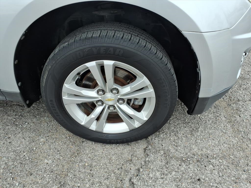 Chevrolet Equinox  2011