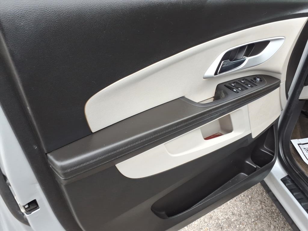 Chevrolet Equinox  2011