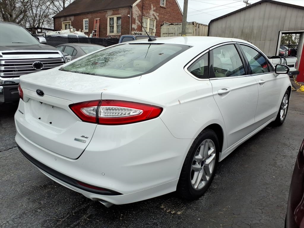 Ford Fusion  2015