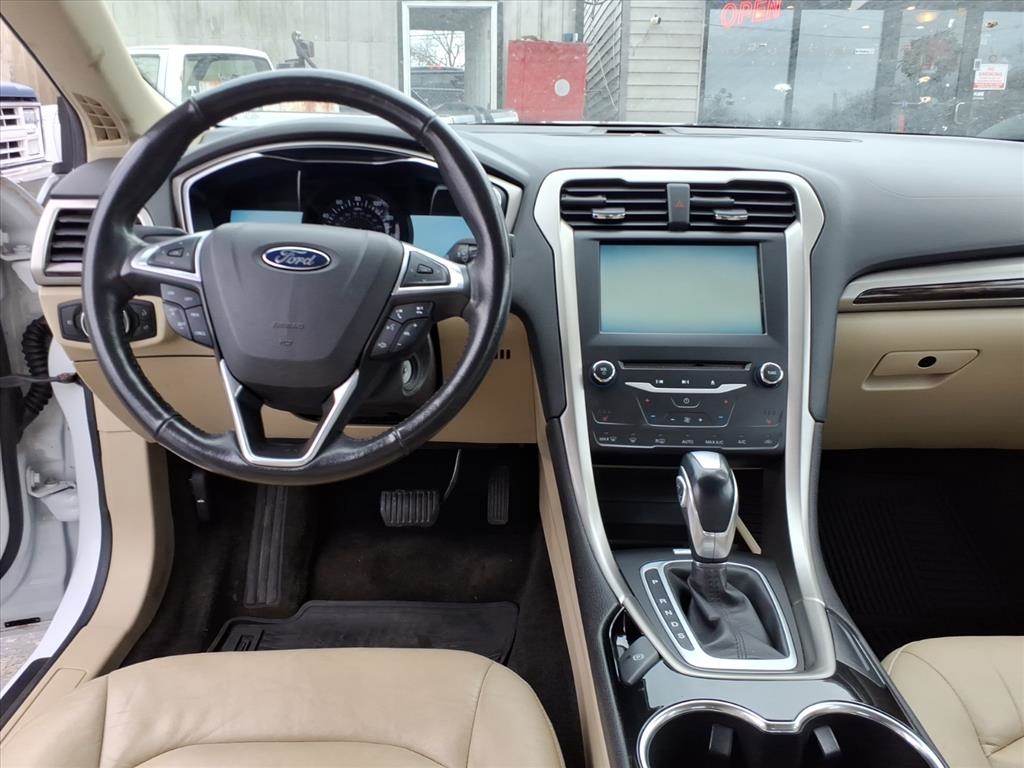 Ford Fusion  2015